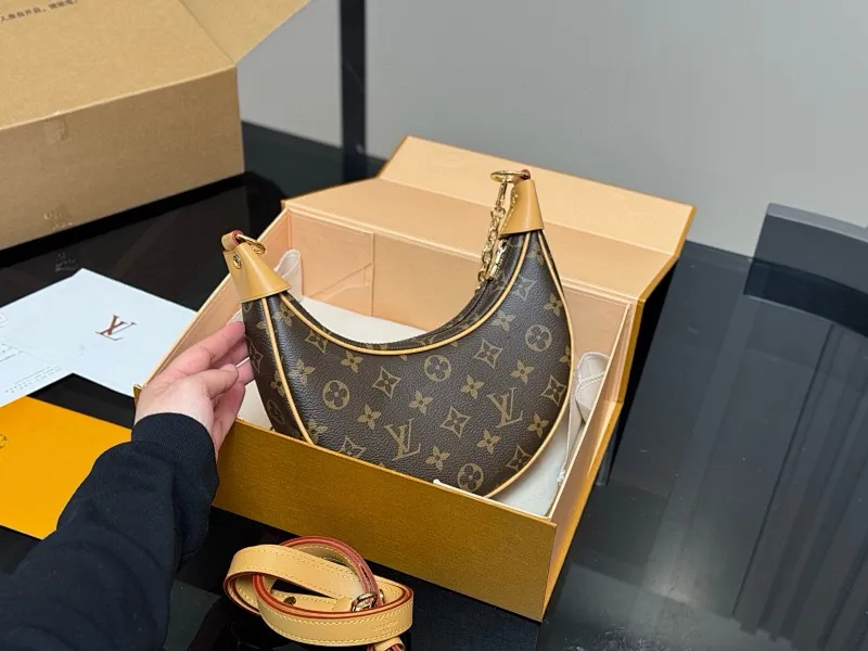 All Categories Official Website "Brand Women's Bags" Women's Bags 💙 LV 2025 New LV Crossbody Bag