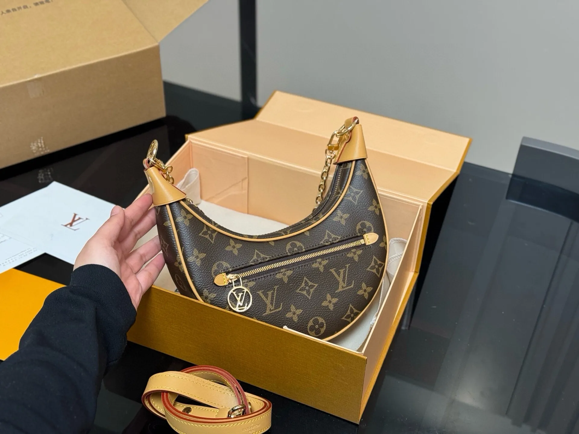 All Categories Official Website "Brand Women's Bags" Women's Bags 💙 LV 2025 New LV Crossbody Bag