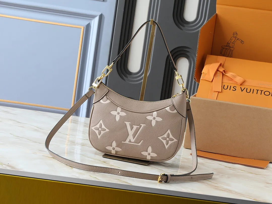 All Categories Official Website "Brand Women's Bags" Women's Bags 💙 LV 2025 New LV Crossbody Bag