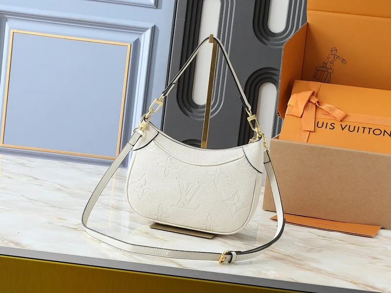All Categories Official Website "Brand Women's Bags" Women's Bags 💙 LV 2025 New LV Crossbody Bag