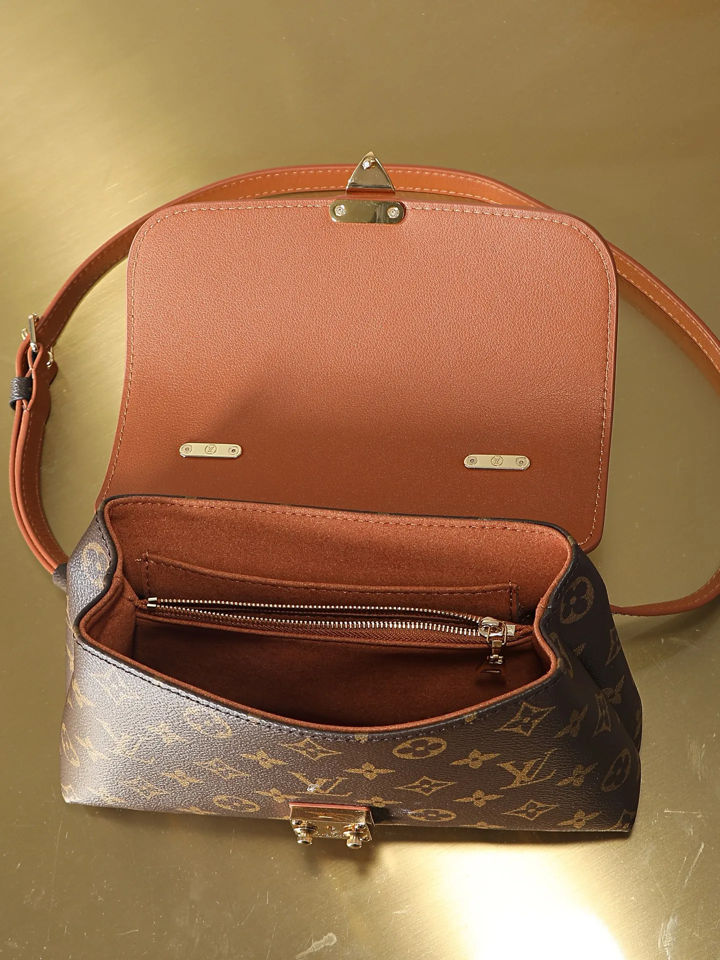 All Categories Official Website "Brand Women's Bags" Women's Bags 💙 LV 2026 Official Website New LV Crossbody Bag