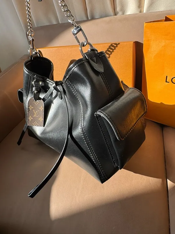 All Categories Official Website "Brand Women's Bags" Women's Bags 💙 LV 2025 New LV Crossbody Bag