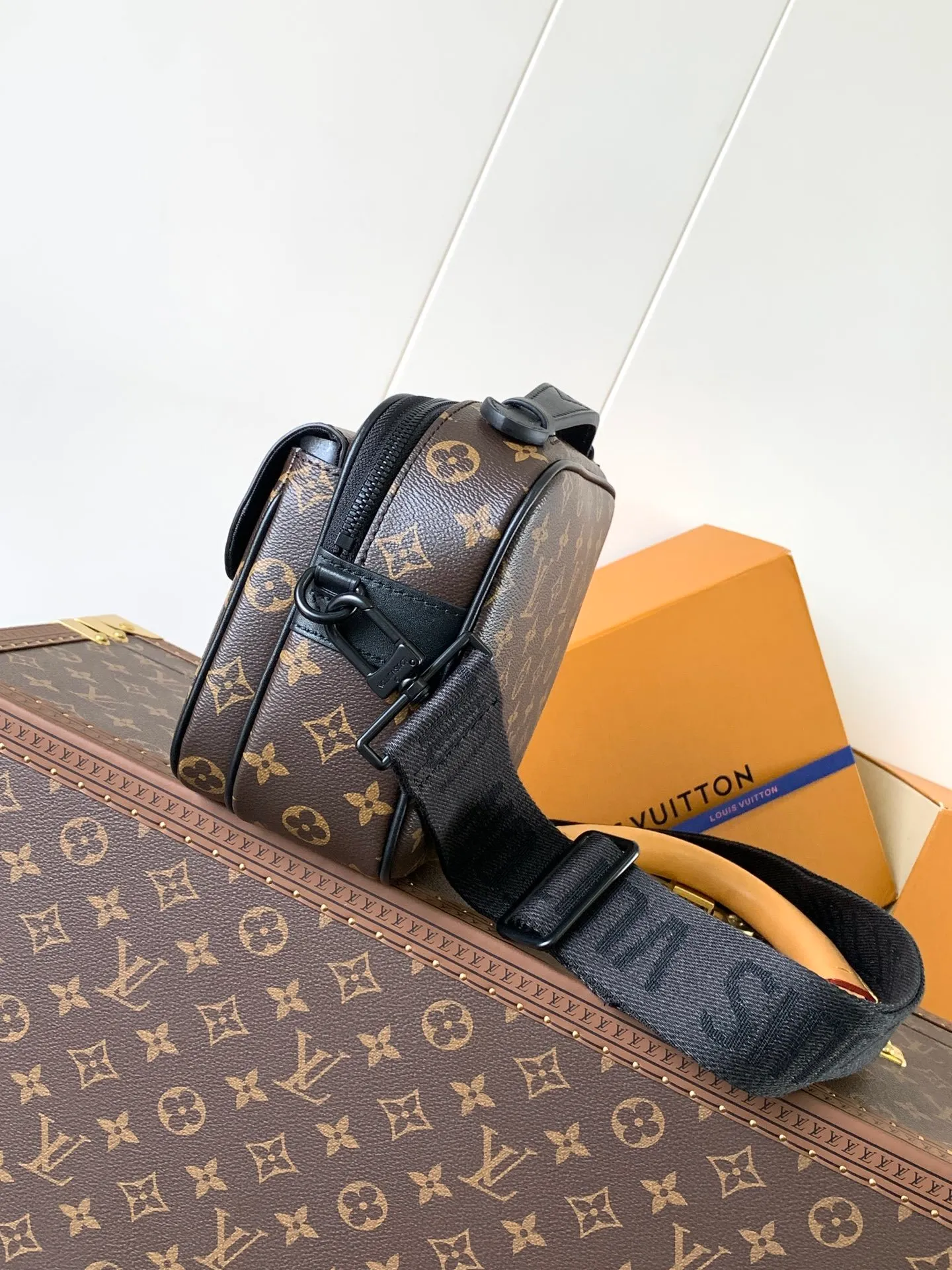 All Categories Official Website "Brand Women's Bags" Women's Bags 💙 LV 2026 New LV Crossbody Bag