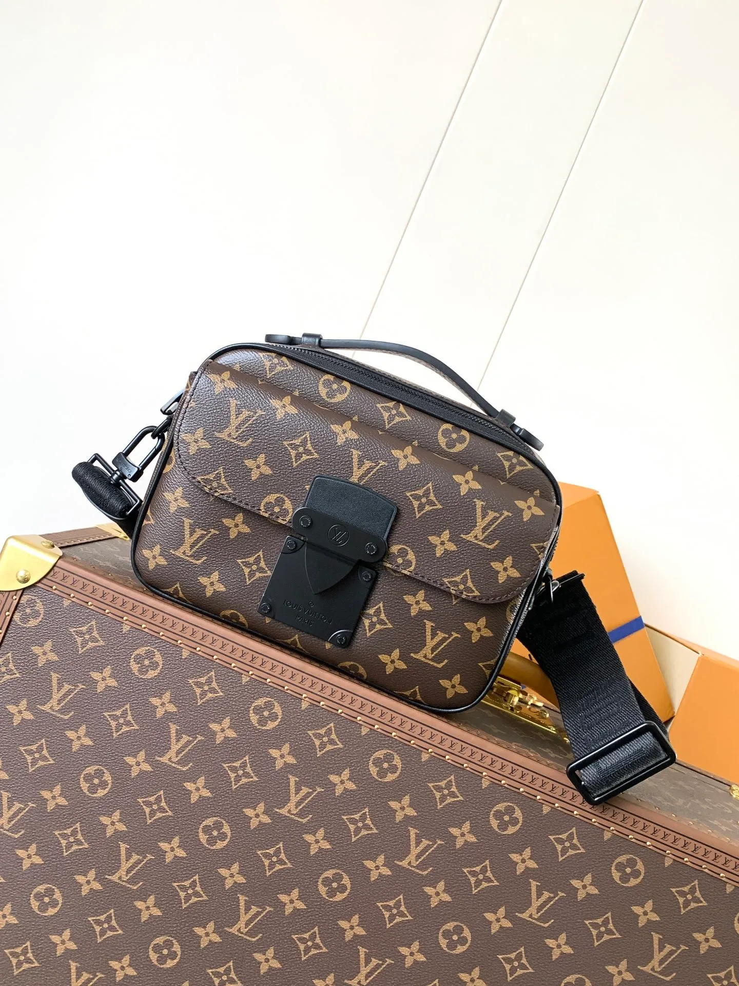 All Categories Official Website "Brand Women's Bags" Women's Bags 💙 LV 2026 New LV Crossbody Bag