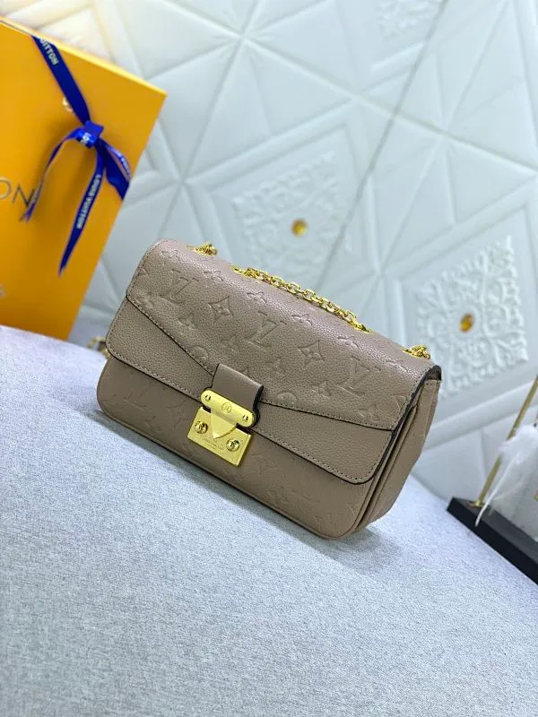 All Categories Official Website "Brand Women's Bags" Women's Bags 💙 LV Upgraded Original This Marceau chain bag is made of Monogram Empreinte embossed leather, with a plain leather flap and soft leather lining. Signature S-lock clasp and chain add to the elegance, and there's room for a large wallet and iPhone