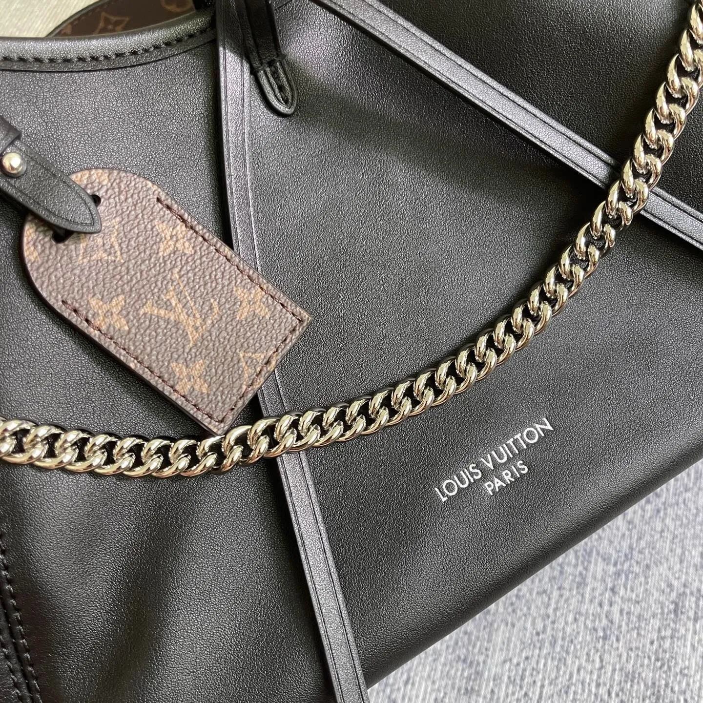 All Categories Official Website "Brand Women's Bags" Women's Bags 💙 LV 2025 New LV Crossbody Bag
