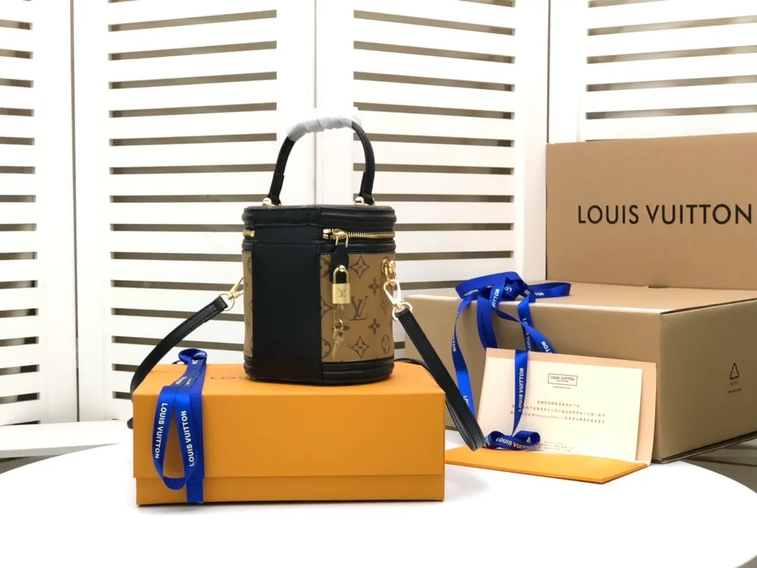All Categories Official Website "Brand Women's Bags" Women's Bags 💙 LV 2023 New LV Crossbody Bag Wholesale