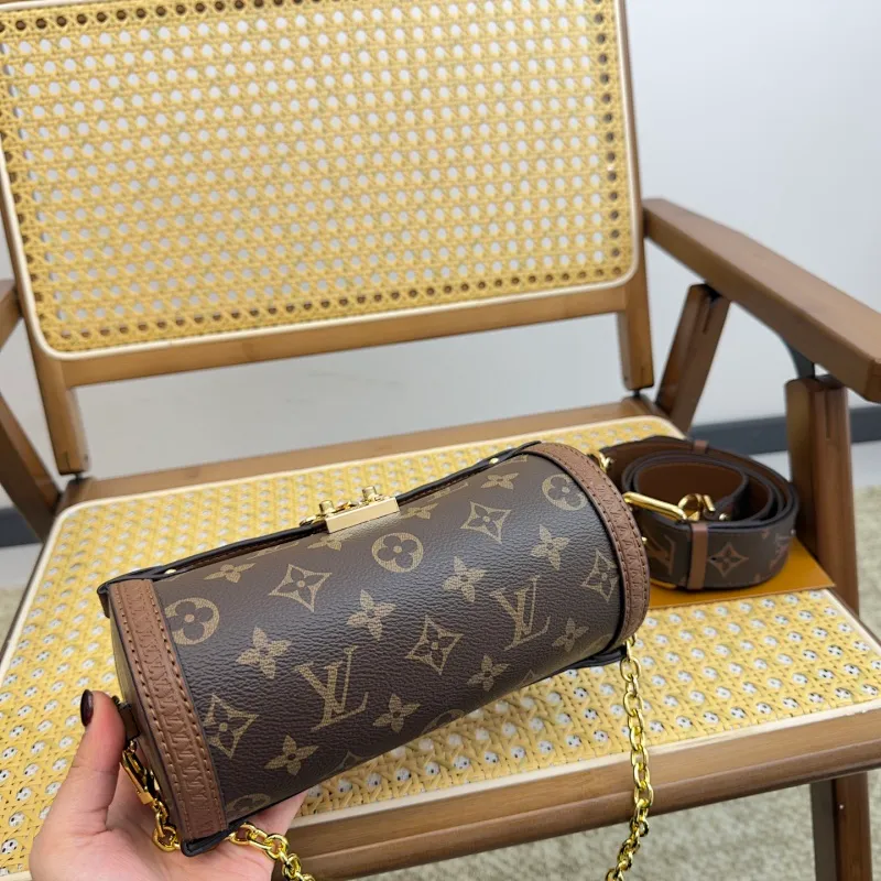 All Categories Official Website "Brand Women's Bags" Women's Bags 💙 LV 2025 New LV Crossbody Bag