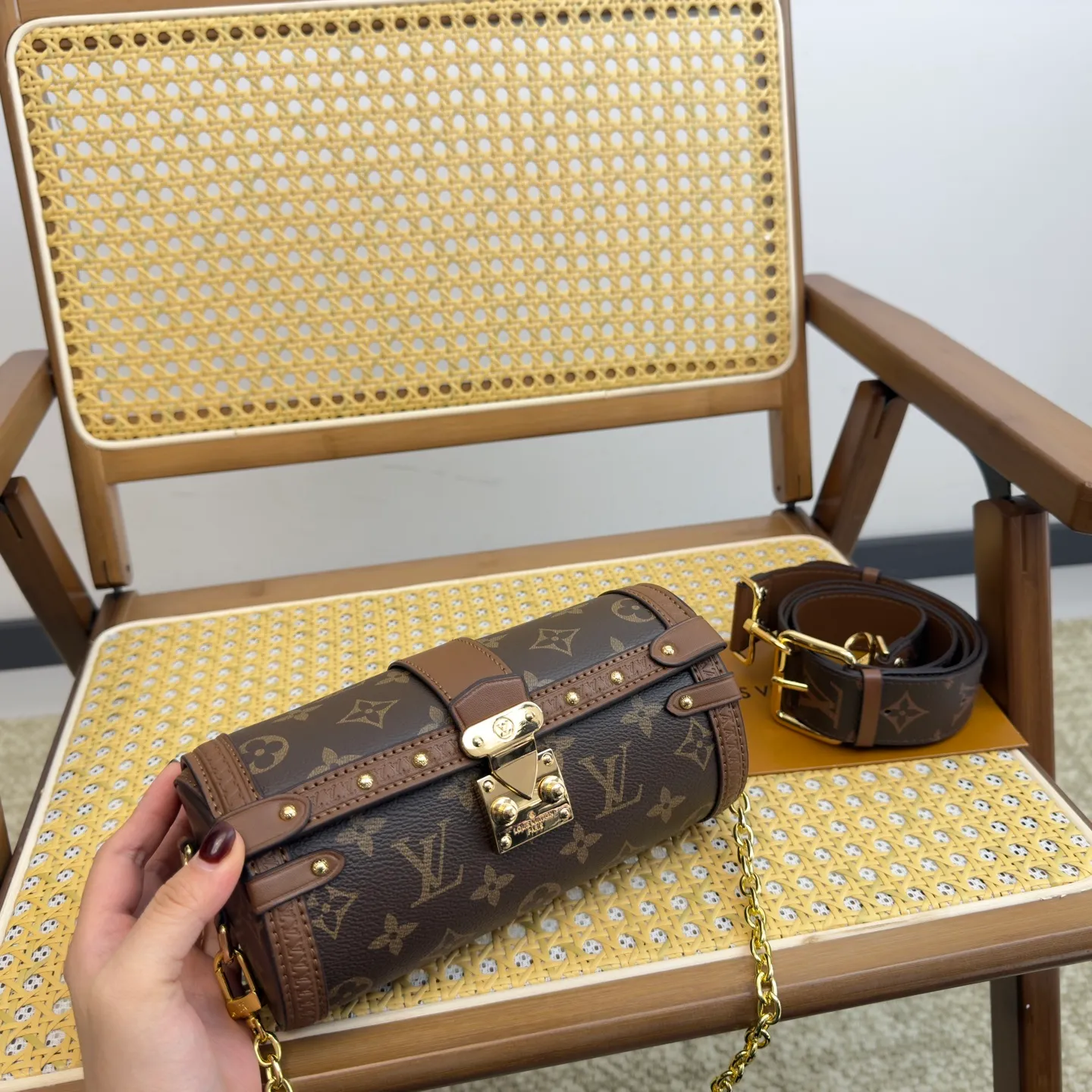 All Categories Official Website "Brand Women's Bags" Women's Bags 💙 LV 2025 New LV Crossbody Bag