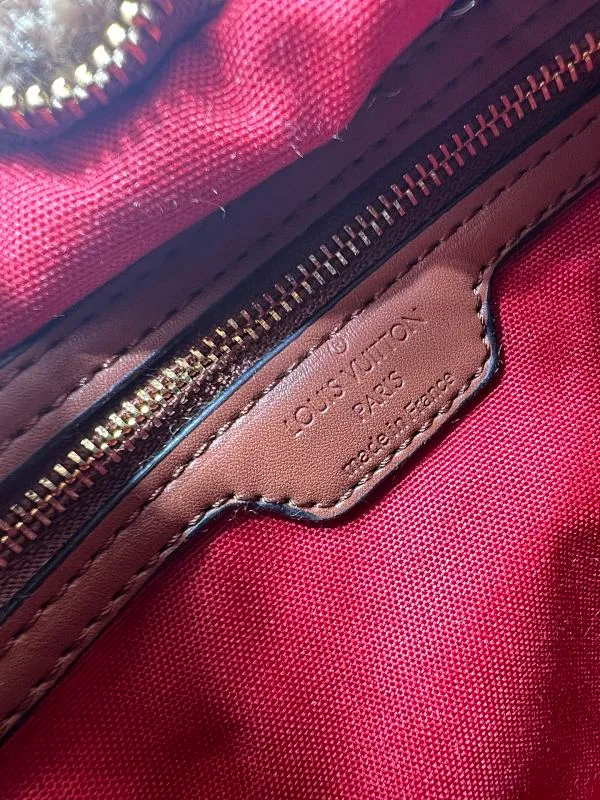 All Categories Official Website "Brand Women's Bags" Women's Bags 💙 LV 2026 New LV Crossbody Bag