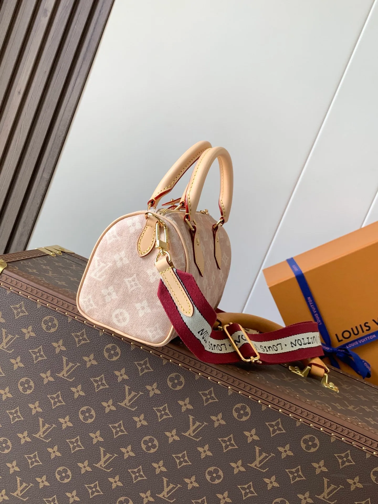 All Categories Official Website "Brand Women's Bags" Women's Bags 💙 LV 2025 New LV Crossbody Bag