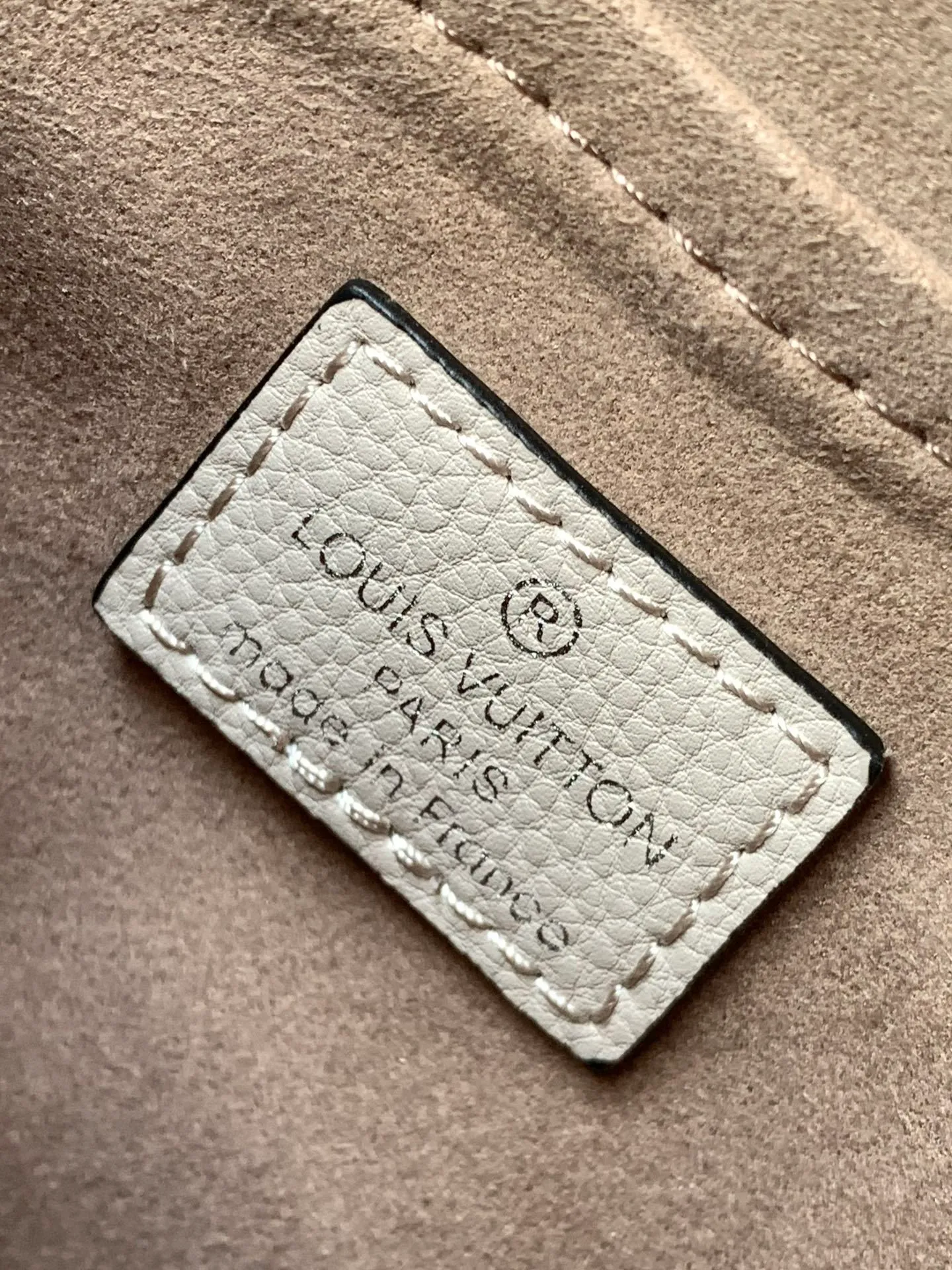 All Categories Official Website "Brand Women's Bags" Women's Bags 💙 LV 2026 New LV Crossbody Bag