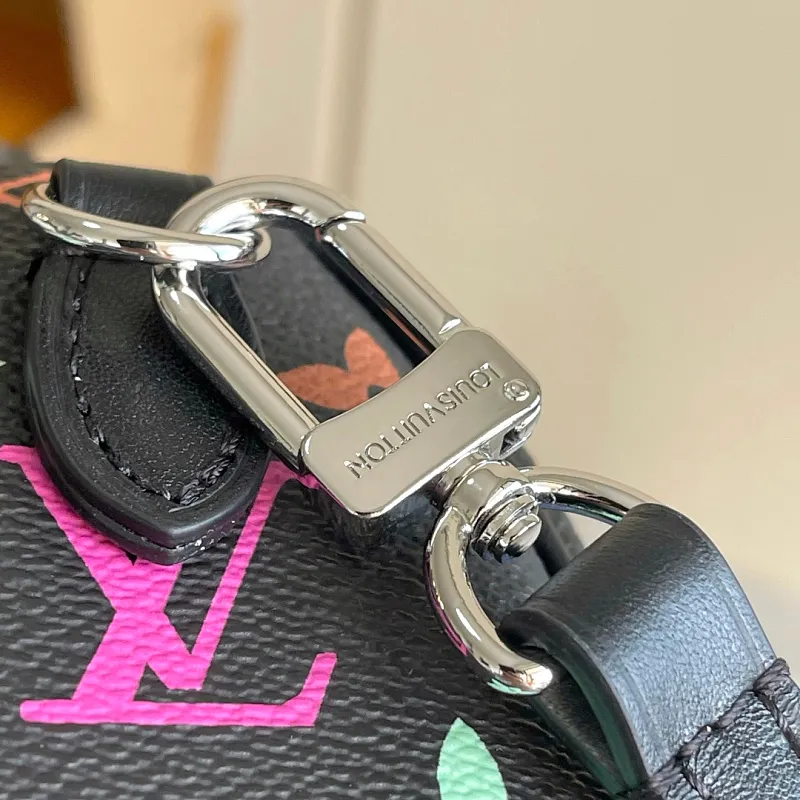 All Categories Official Website "Brand Women's Bags" Women's Bags 💙 LV LV 2026 New Crossbody Shoulder Bag