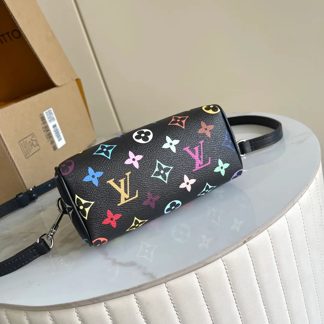 All Categories Official Website "Brand Women's Bags" Women's Bags 💙 LV LV 2026 New Crossbody Shoulder Bag