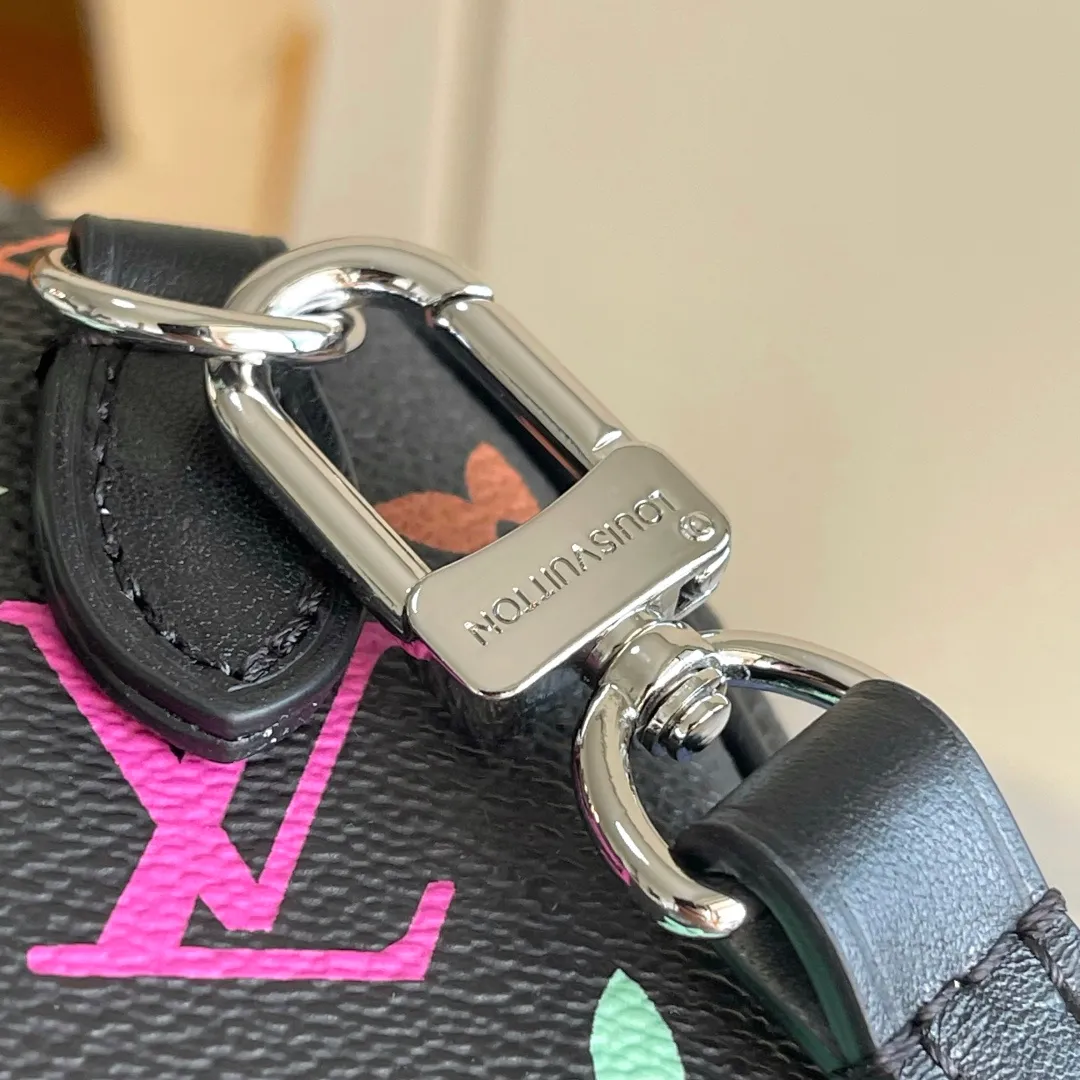 All Categories Official Website "Brand Women's Bags" Women's Bags 💙 LV LV 2026 New Crossbody Shoulder Bag