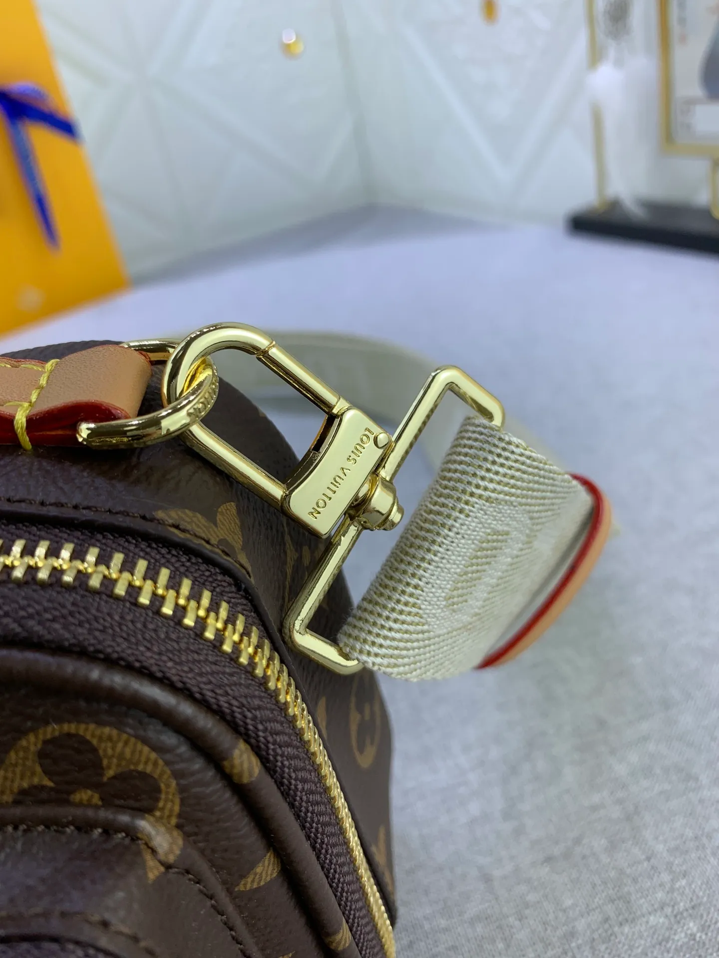 All categories Official website "Brand Women's Bags" Women's Bags 💙 LV replica LV, fine imitation LV bags, LV shoulder bags, 2023 official latest version LV crossbody bag, bag factory, original material, size: 18-11-10CM