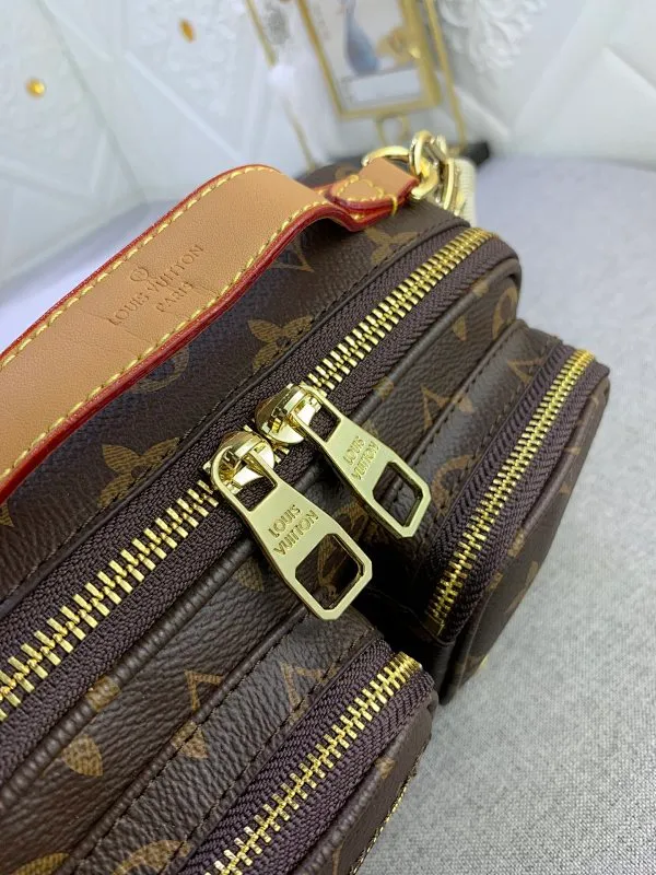 All categories Official website "Brand Women's Bags" Women's Bags 💙 LV replica LV, fine imitation LV bags, LV shoulder bags, 2023 official latest version LV crossbody bag, bag factory, original material, size: 18-11-10CM