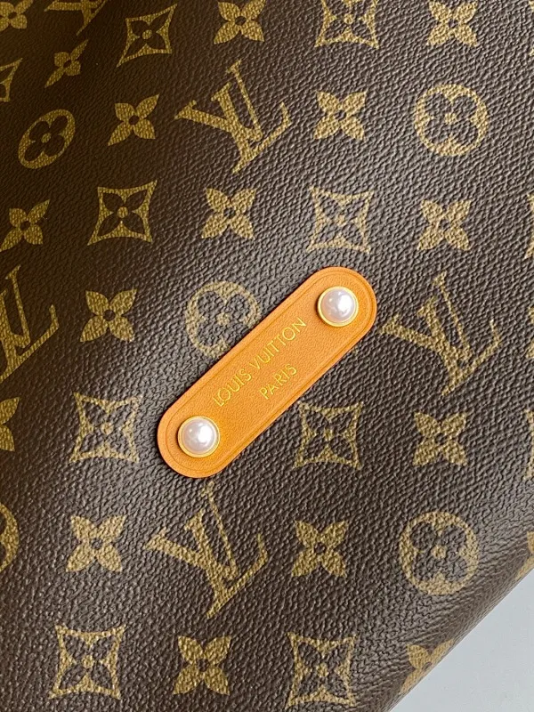 All Categories Official Website "Brand Women's Bags" Women's Bags 💙 LV 2025 New LV Crossbody Bag