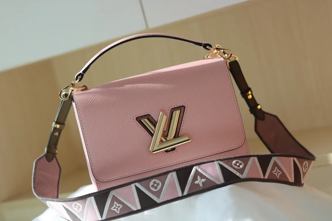 All Categories Official Website "Brand Women's Bags" Women's Bags 💙 LV 2023 New LV Crossbody Bag