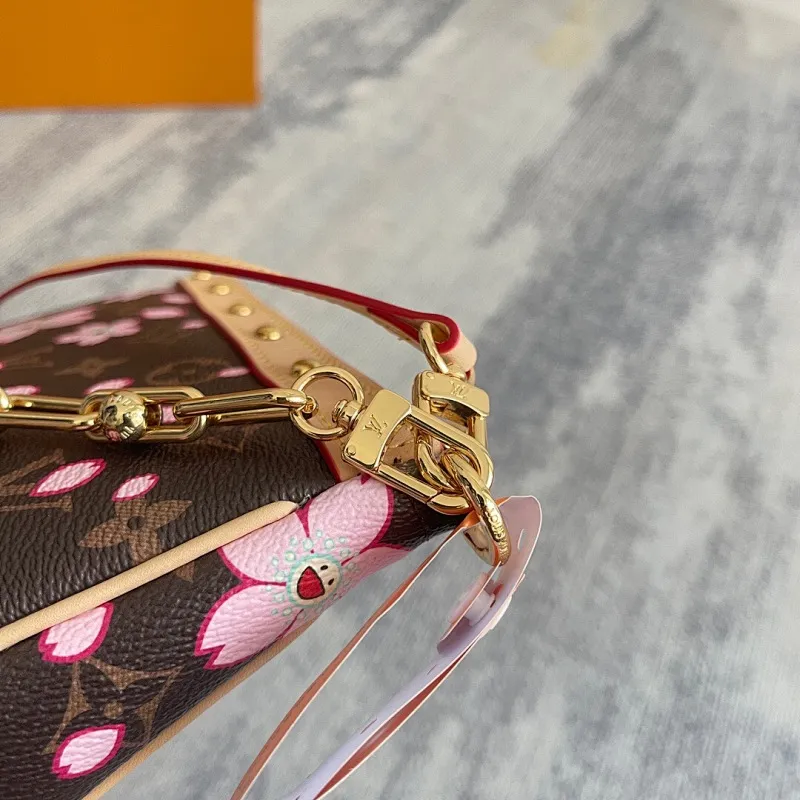 All Categories Official Website "Brand Women's Bags" Women's Bags 💙 LV 2025 New LV Crossbody Bag