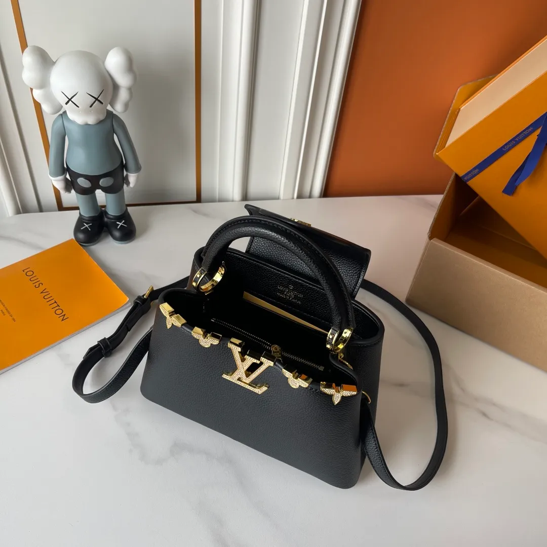 All Categories Official Website "Brand Women's Bags" Women's Bags 💙 LV LV 2026 New Crossbody Shoulder Bag