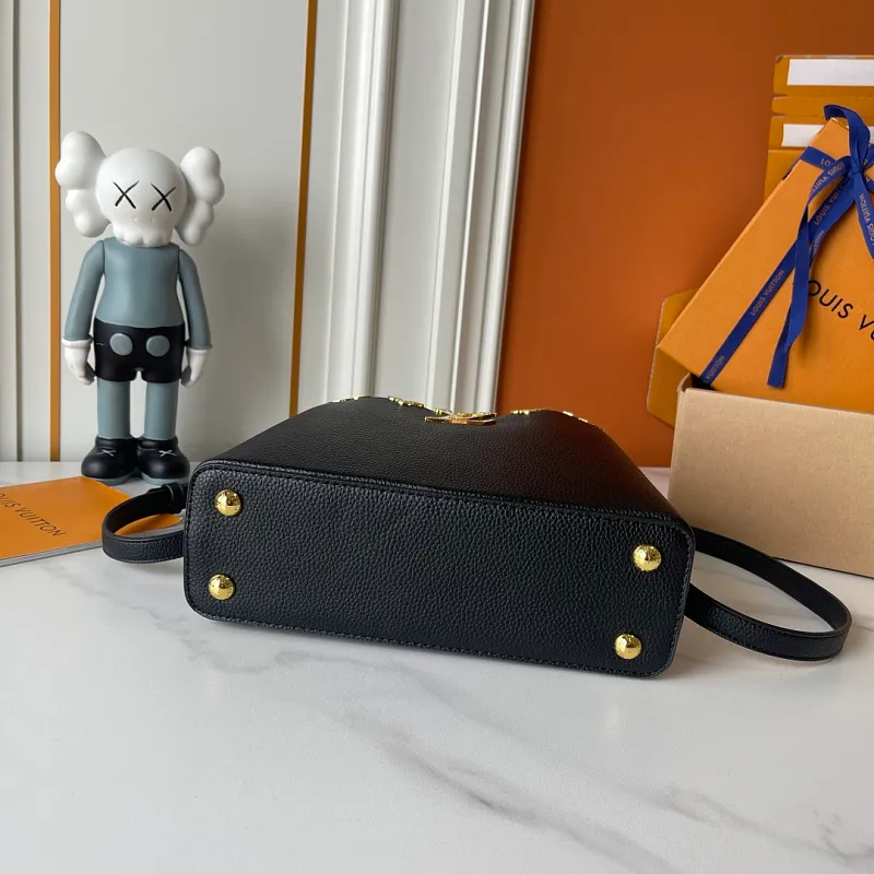 All Categories Official Website "Brand Women's Bags" Women's Bags 💙 LV LV 2026 New Crossbody Shoulder Bag