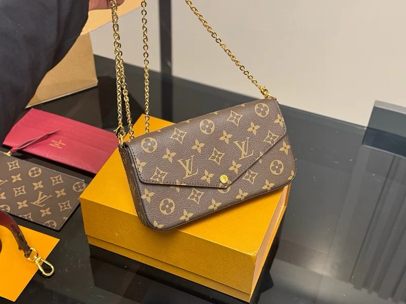 All Categories Official Website "Brand Women's Bags" Women's Bags 💙 LV 2025 New LV Crossbody Bag