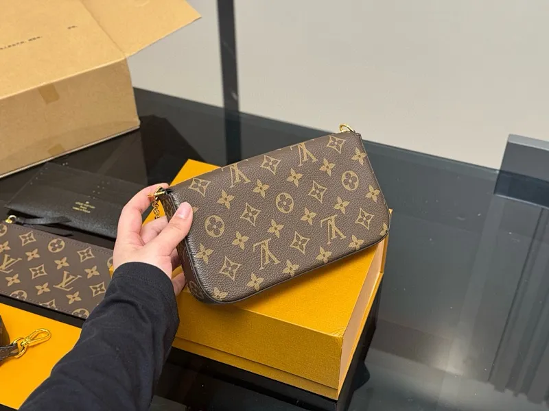 All Categories Official Website "Brand Women's Bags" Women's Bags 💙 LV 2025 New LV Crossbody Bag