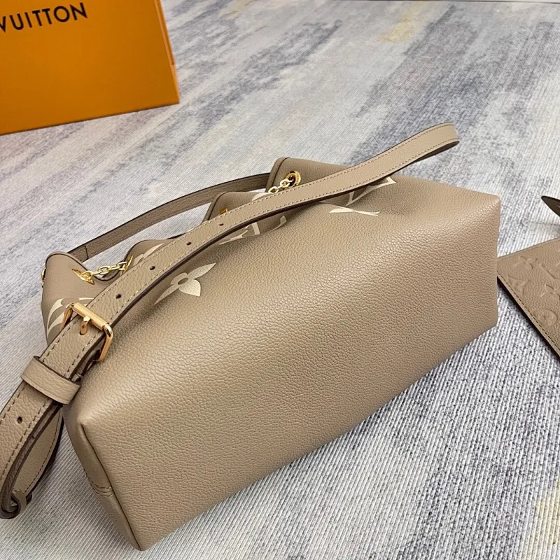 All Categories Official Website "Brand Women's Bags" Women's Bags 💙 LV 2025 New LV Crossbody Bag