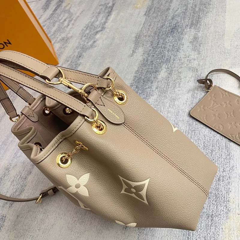 All Categories Official Website "Brand Women's Bags" Women's Bags 💙 LV 2025 New LV Crossbody Bag