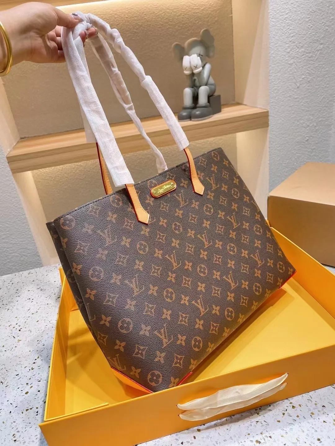 All categories Official website "Brand Women's Bags" Women's Bags 💙 LV fine imitation LV, high imitation LV bags, LV handbags, 2023 official latest version LV shopping bag, LV bag factory, recommended bags, size: 35-28CM
