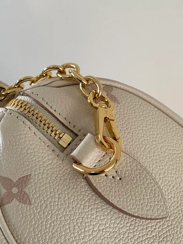 All Categories Official Website "Brand Women's Bags" Women's Bags 💙 LV 2026 New LV Crossbody Bag