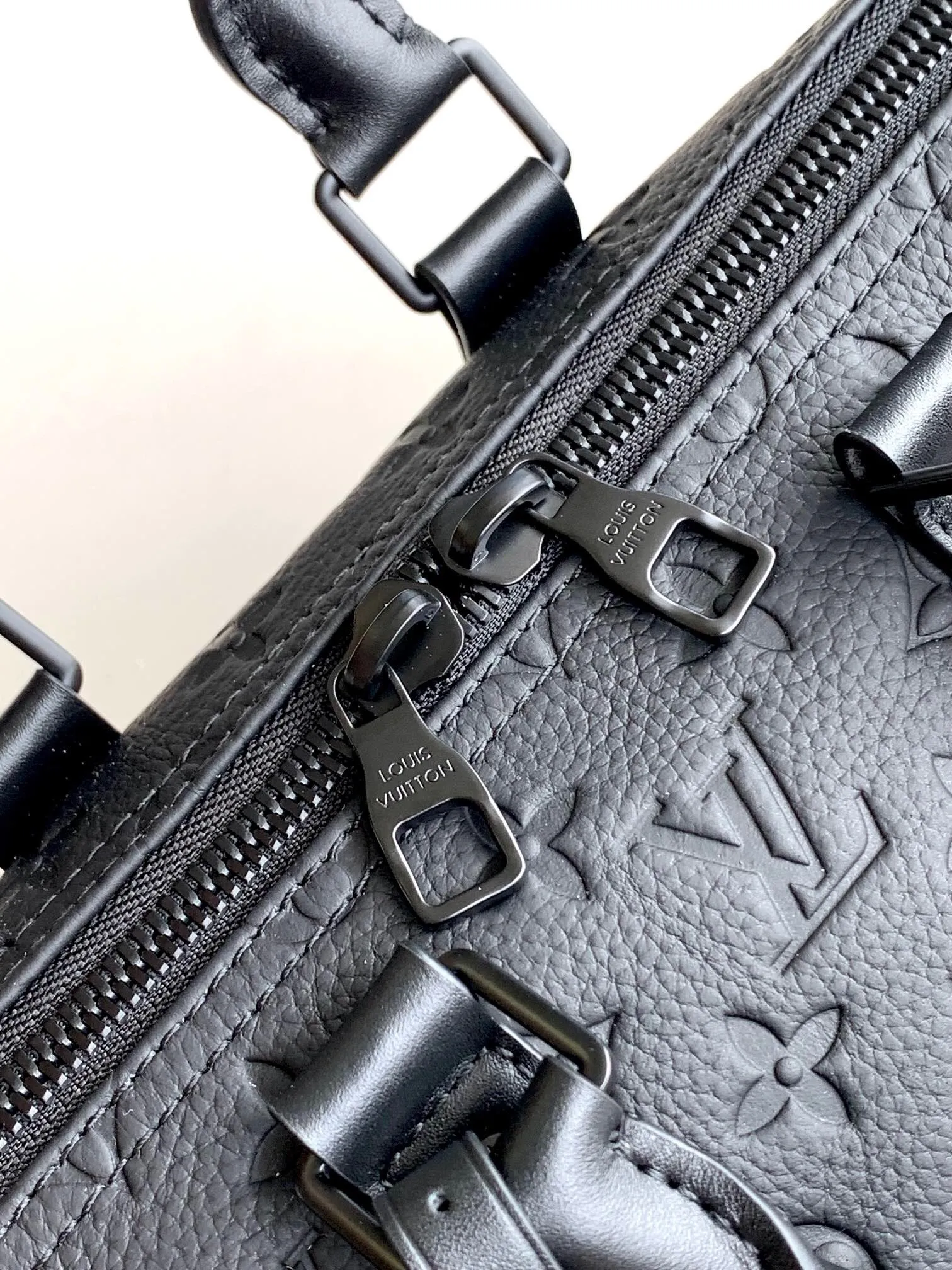 All Categories Official Website "Brand Women's Bags" Women's Bags 💙 LV 2025 New LV Crossbody Bag