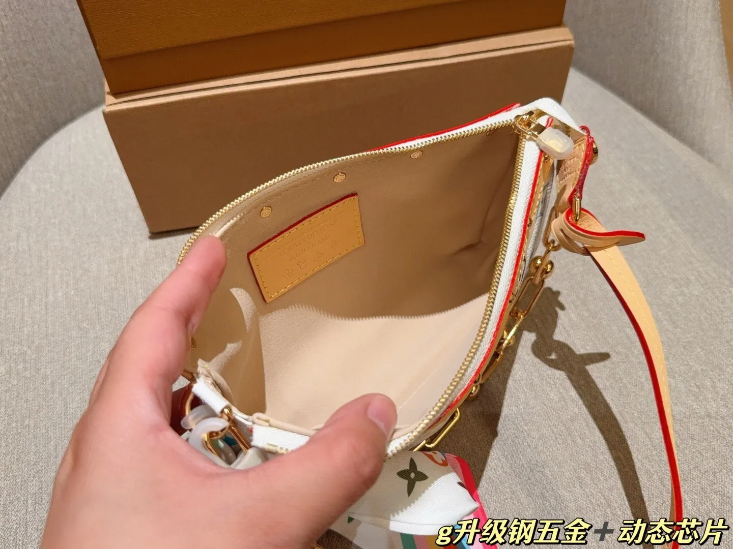 All categories Official website "Brand Women's Bags" Women's Bags 💙 LV 2025 new LV armpit bag