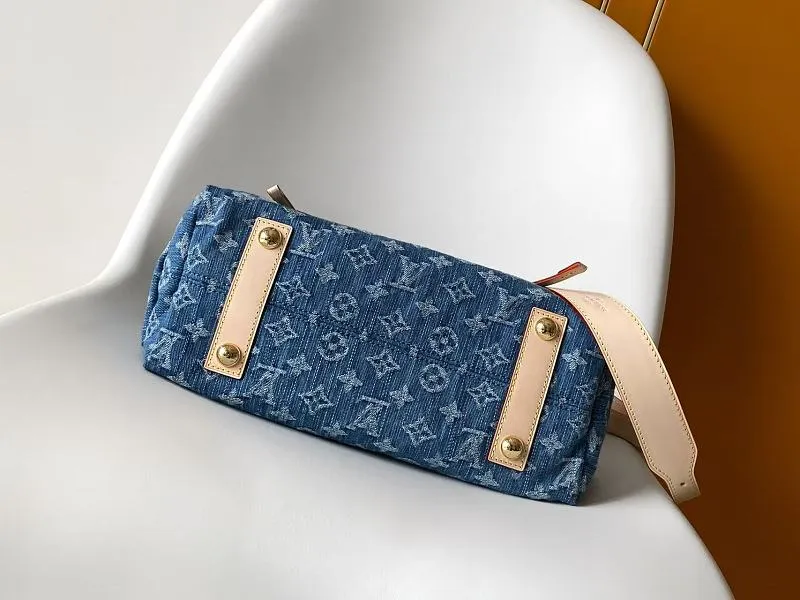 All Categories Official Website "Brand Women's Bags" Women's Bags 💙 LV 2026 Official Website New LV Crossbody Bag