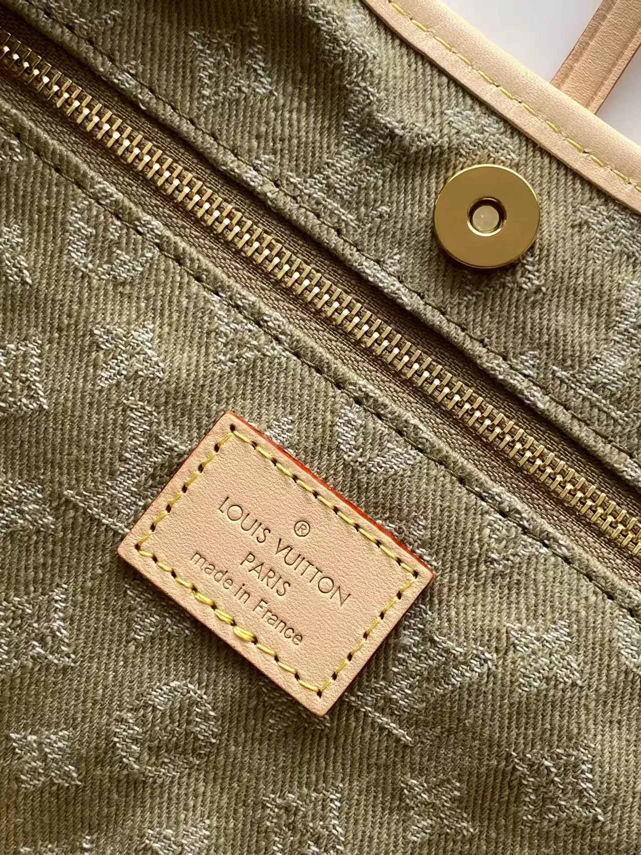 All Categories Official Website "Brand Women's Bags" Women's Bags 💙 LV 2026 Official Website New LV Crossbody Bag