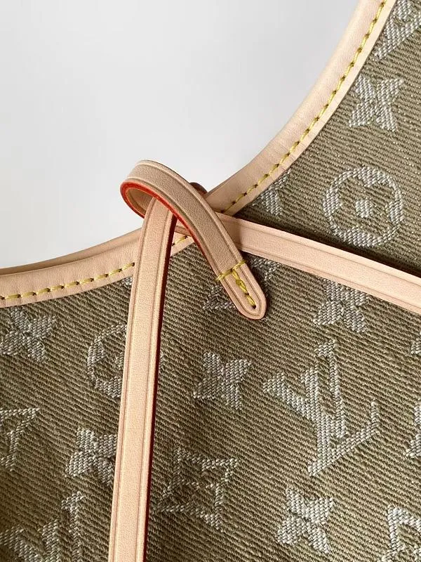 All Categories Official Website "Brand Women's Bags" Women's Bags 💙 LV 2026 Official Website New LV Crossbody Bag