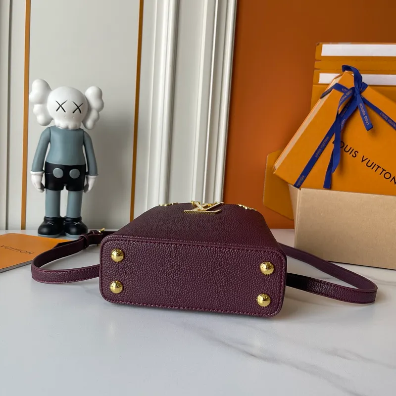 All Categories Official Website "Brand Women's Bags" Women's Bags 💙 LV LV 2026 New Crossbody Shoulder Bag