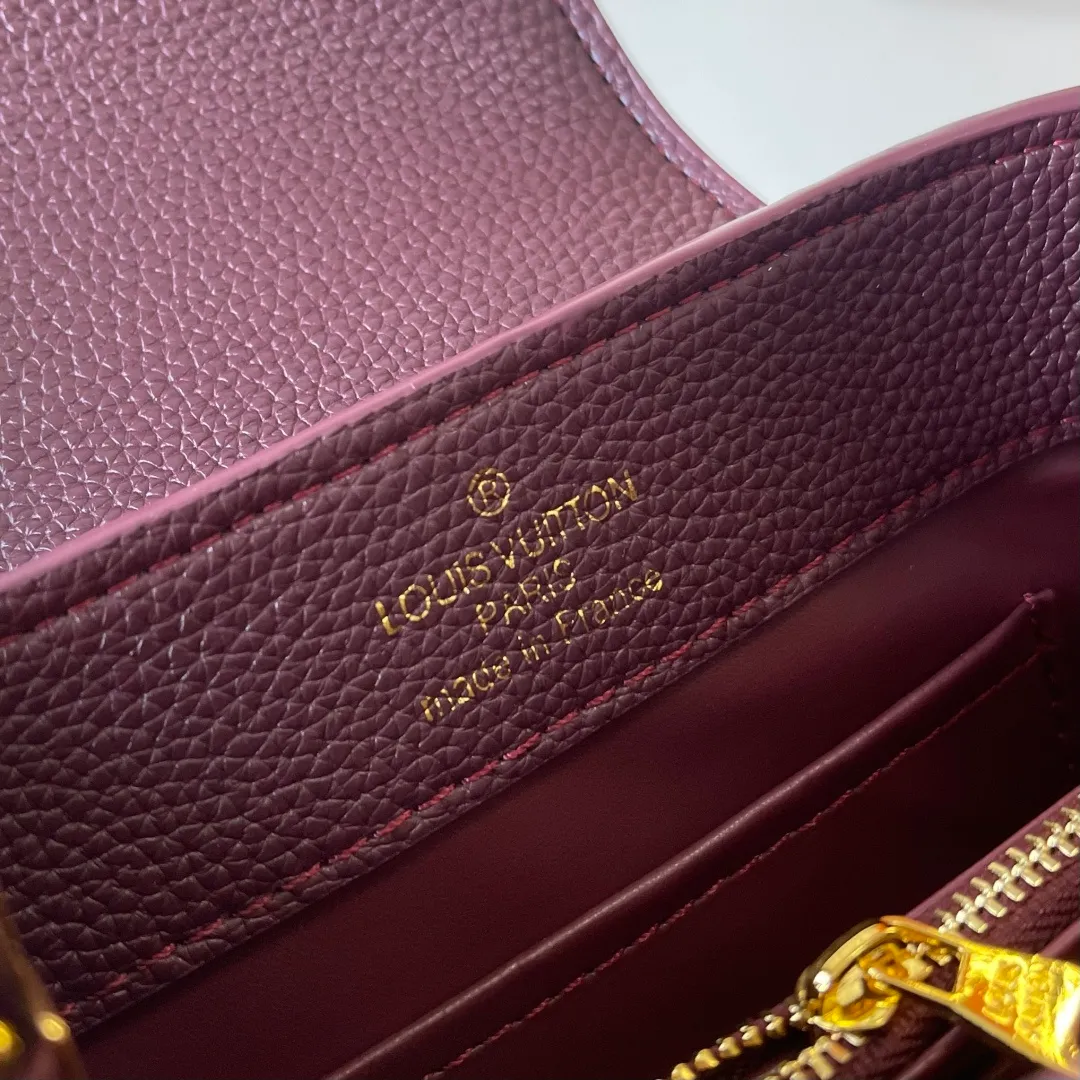 All Categories Official Website "Brand Women's Bags" Women's Bags 💙 LV LV 2026 New Crossbody Shoulder Bag