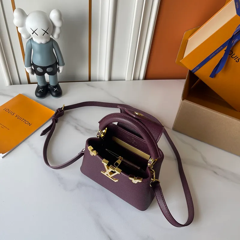 All Categories Official Website "Brand Women's Bags" Women's Bags 💙 LV LV 2026 New Crossbody Shoulder Bag