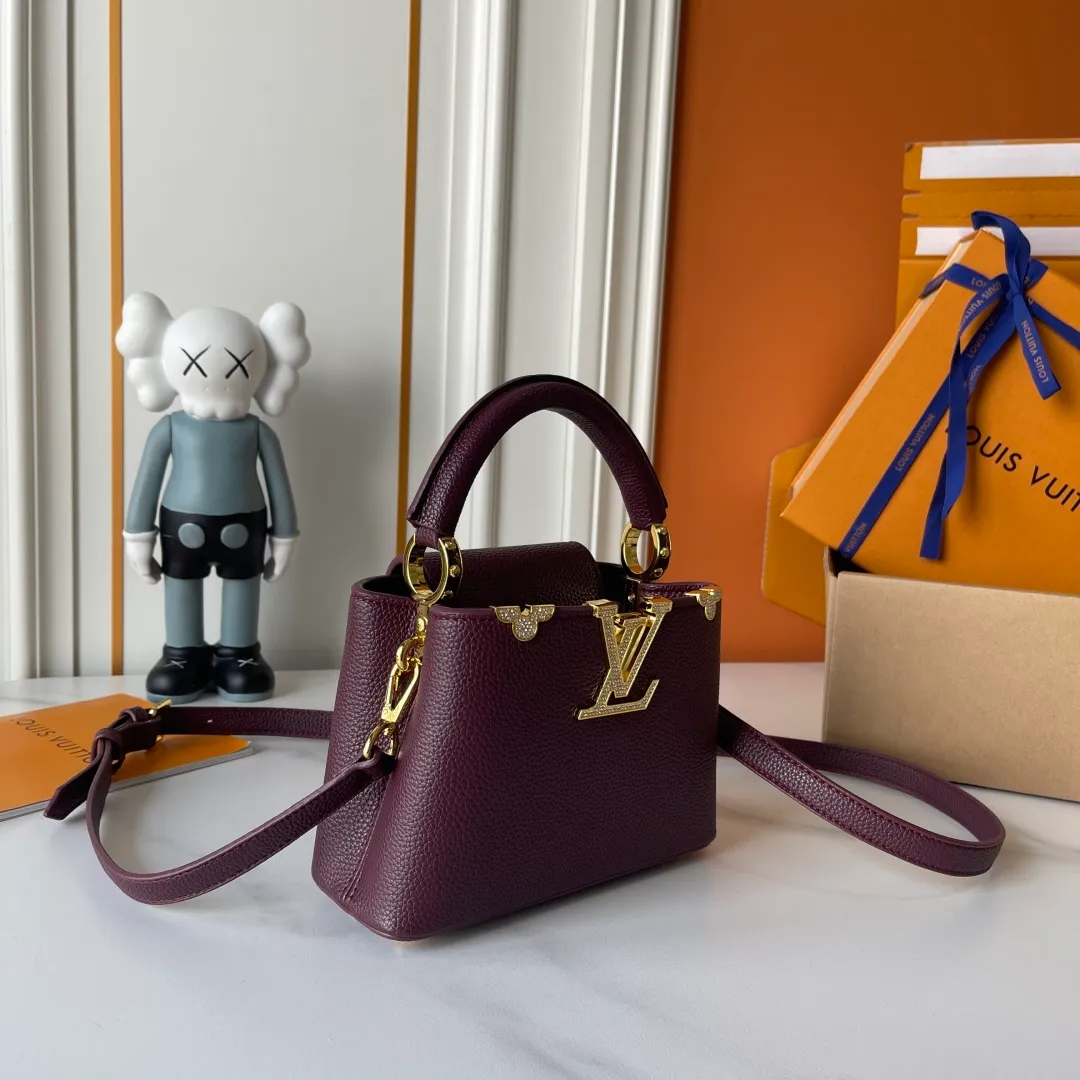 All Categories Official Website "Brand Women's Bags" Women's Bags 💙 LV LV 2026 New Crossbody Shoulder Bag