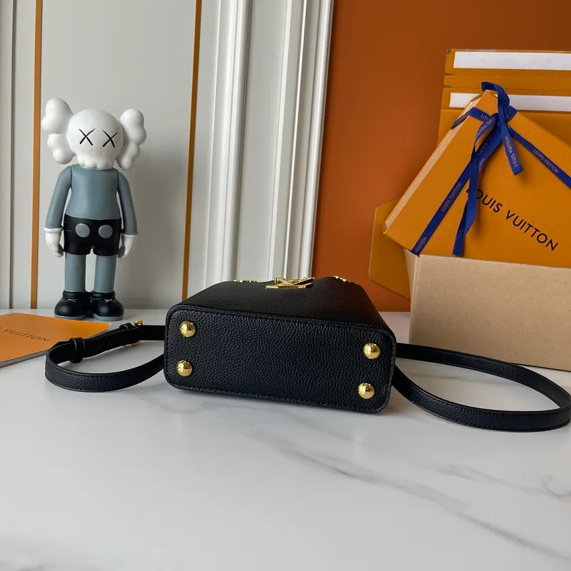 All Categories Official Website "Brand Women's Bags" Women's Bags 💙 LV LV 2026 New Crossbody Shoulder Bag