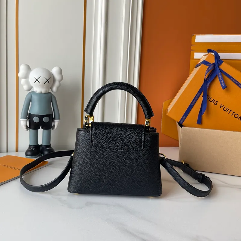 All Categories Official Website "Brand Women's Bags" Women's Bags 💙 LV LV 2026 New Crossbody Shoulder Bag