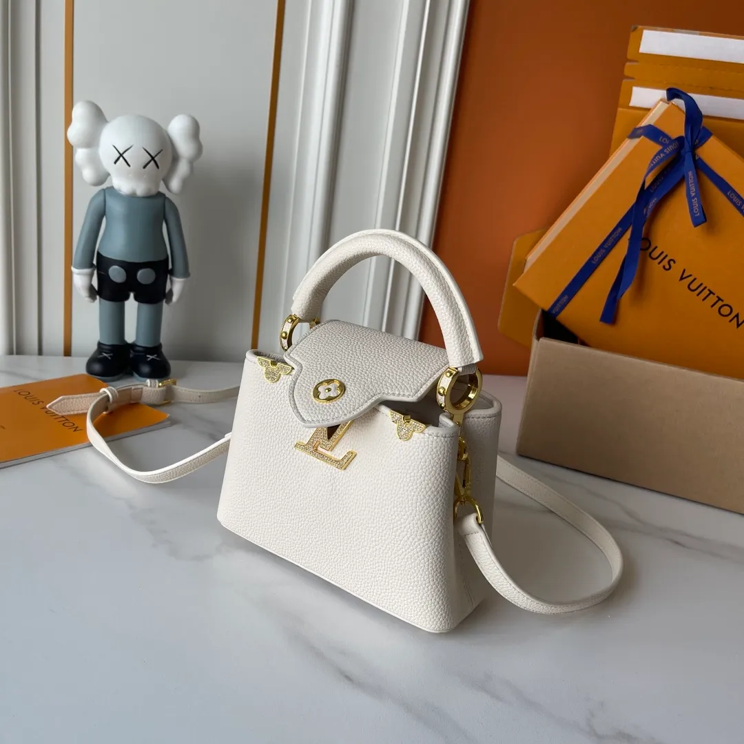 All Categories Official Website "Brand Women's Bags" Women's Bags 💙 LV LV 2026 New Crossbody Shoulder Bag