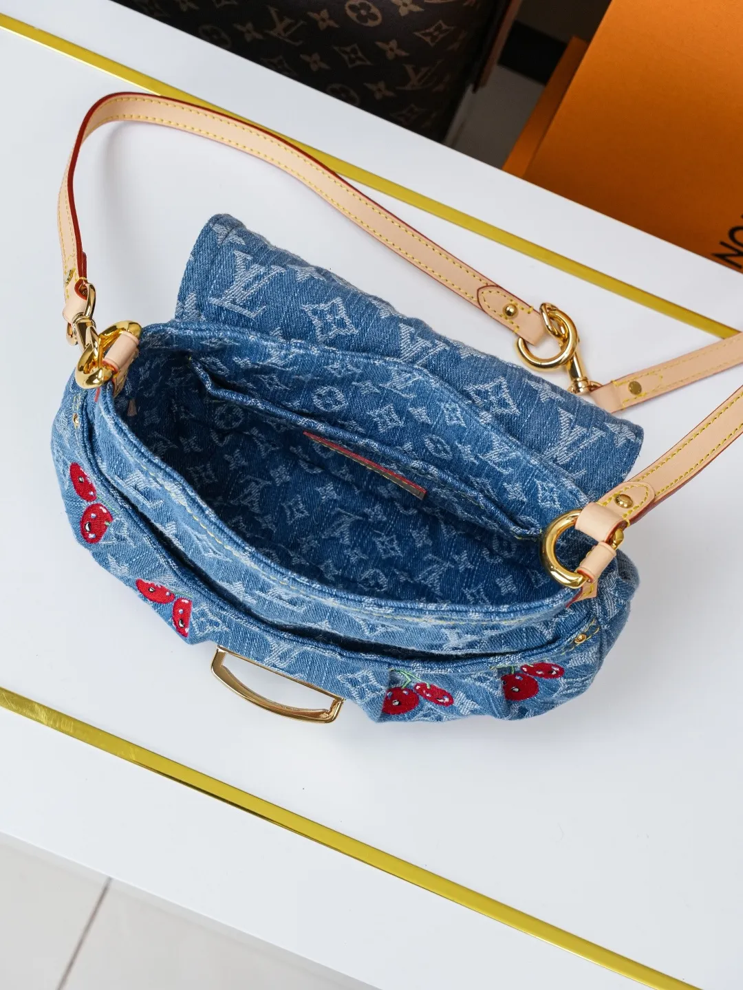All Categories Official Website "Brand Women's Bags" Women's Bags 💙 LV 2026 Official Website New LV Crossbody Bag
