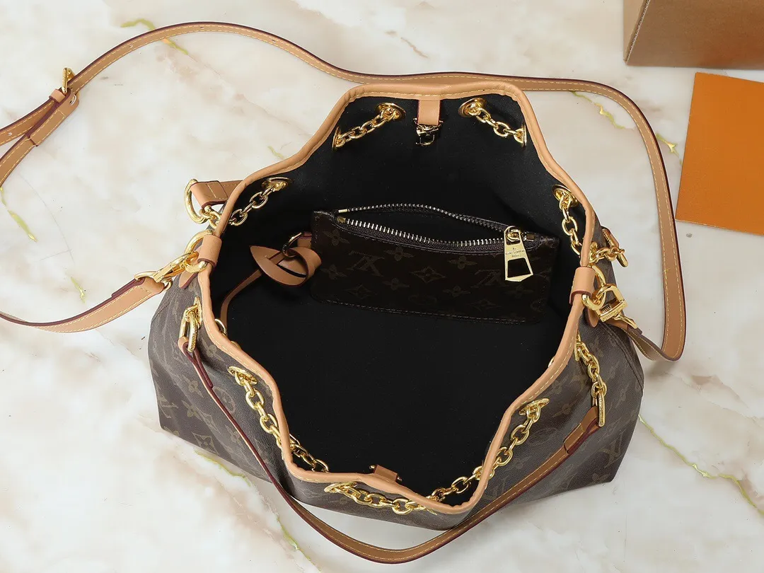 All Categories Official Website "Brand Women's Bags" Women's Bags 💙 LV 2025 New LV Crossbody Bag
