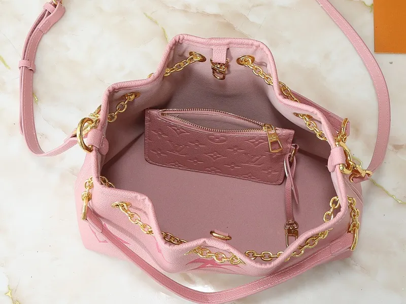 All Categories Official Website "Brand Women's Bags" Women's Bags 💙 LV 2025 New LV Crossbody Bag