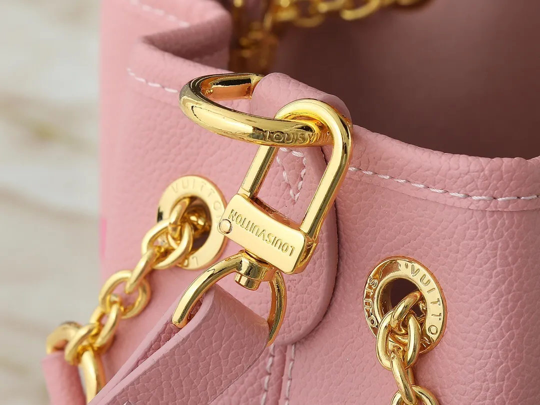 All Categories Official Website "Brand Women's Bags" Women's Bags 💙 LV 2025 New LV Crossbody Bag