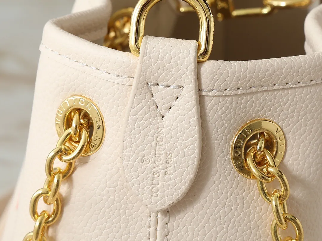 All Categories Official Website "Brand Women's Bags" Women's Bags 💙 LV 2025 New LV Crossbody Bag