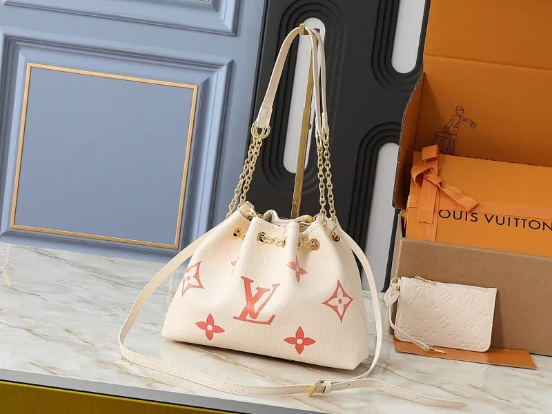 All Categories Official Website "Brand Women's Bags" Women's Bags 💙 LV 2025 New LV Crossbody Bag